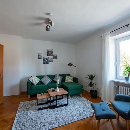 Bessa Homes 6 Personen 2 Schlafzimmer, 3 King Size, Betten, Balkon, Kueche Haag in Oberbayern Dış mekan fotoğraf